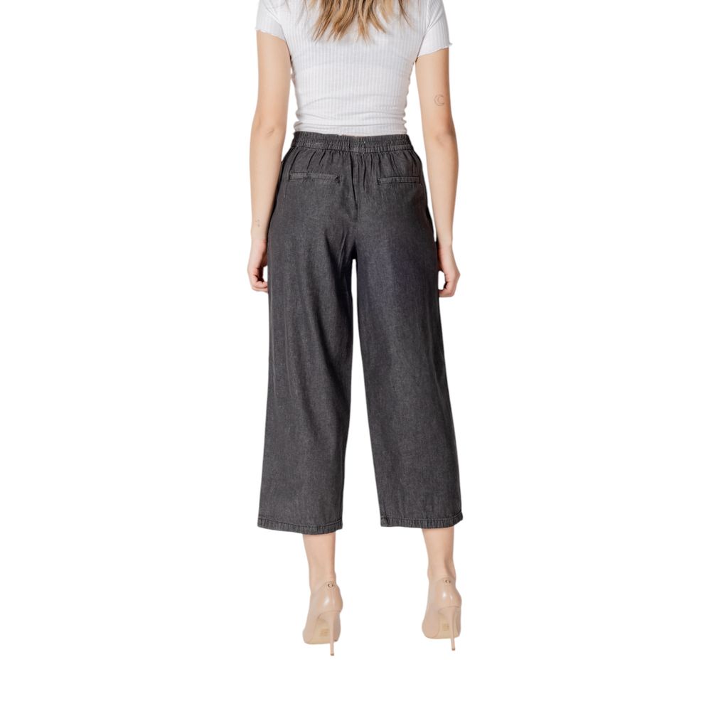 ICHI - Modern High Rise Balloon Cut Wide Leg Jeans - Black ICHI