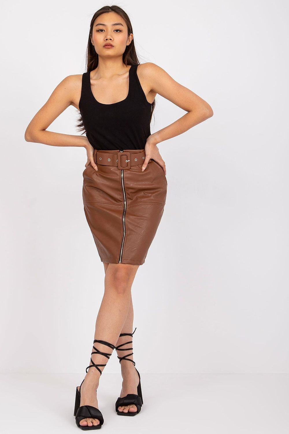  Nederdel model 167377 Italy Moda 